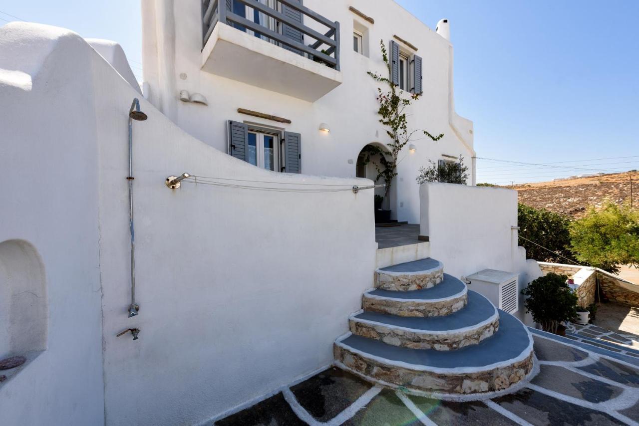 Hara'S Villa In Naousa , Paros Екстер'єр фото