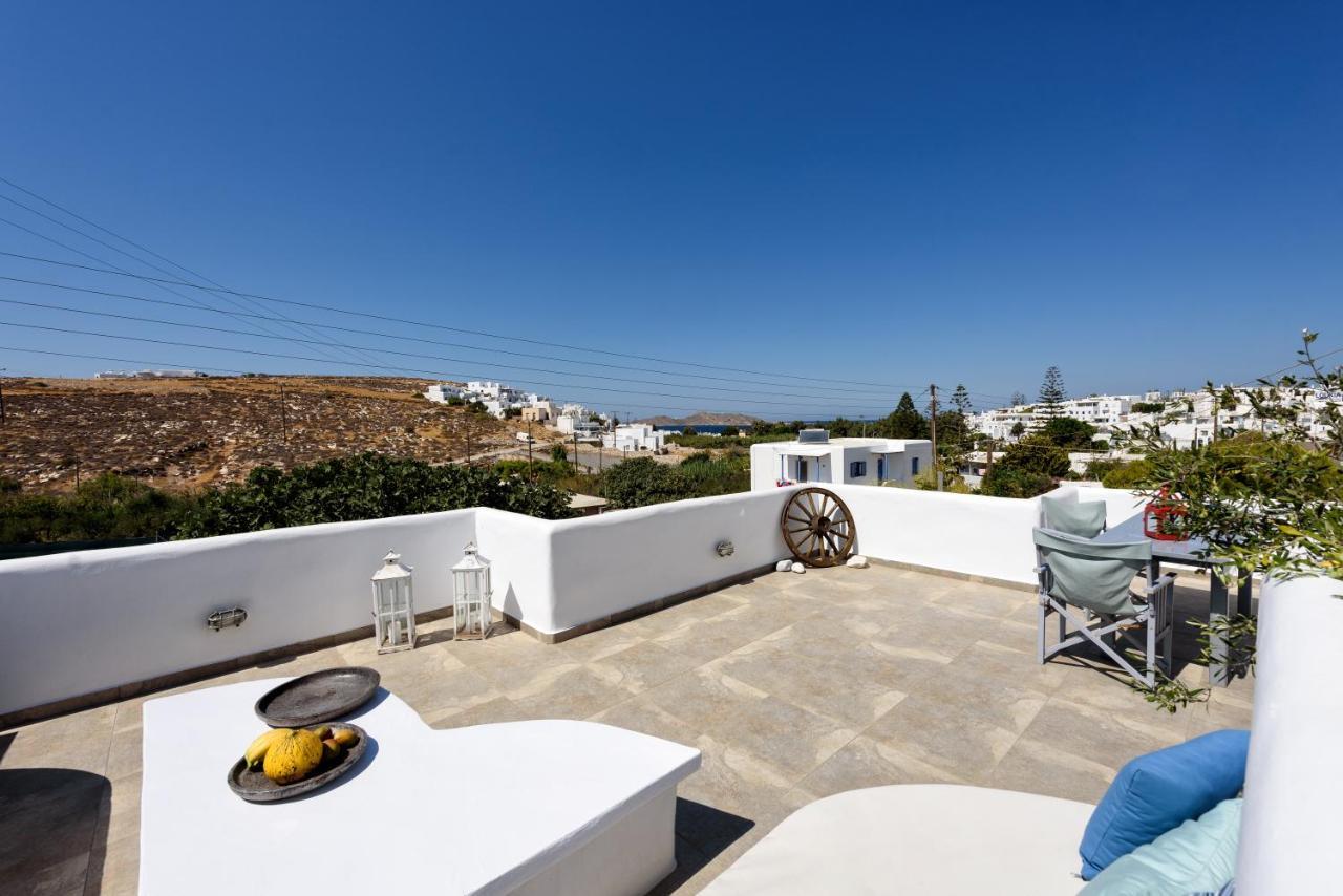 Hara'S Villa In Naousa , Paros Екстер'єр фото