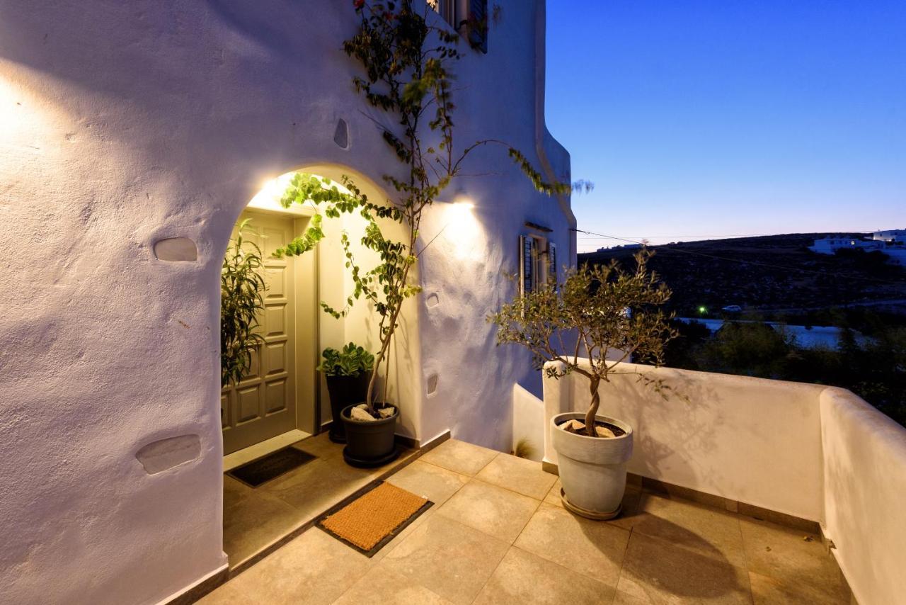 Hara'S Villa In Naousa , Paros Екстер'єр фото