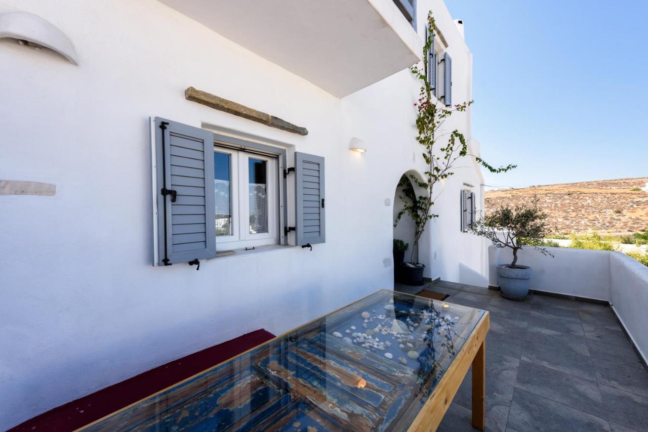Hara'S Villa In Naousa , Paros Екстер'єр фото