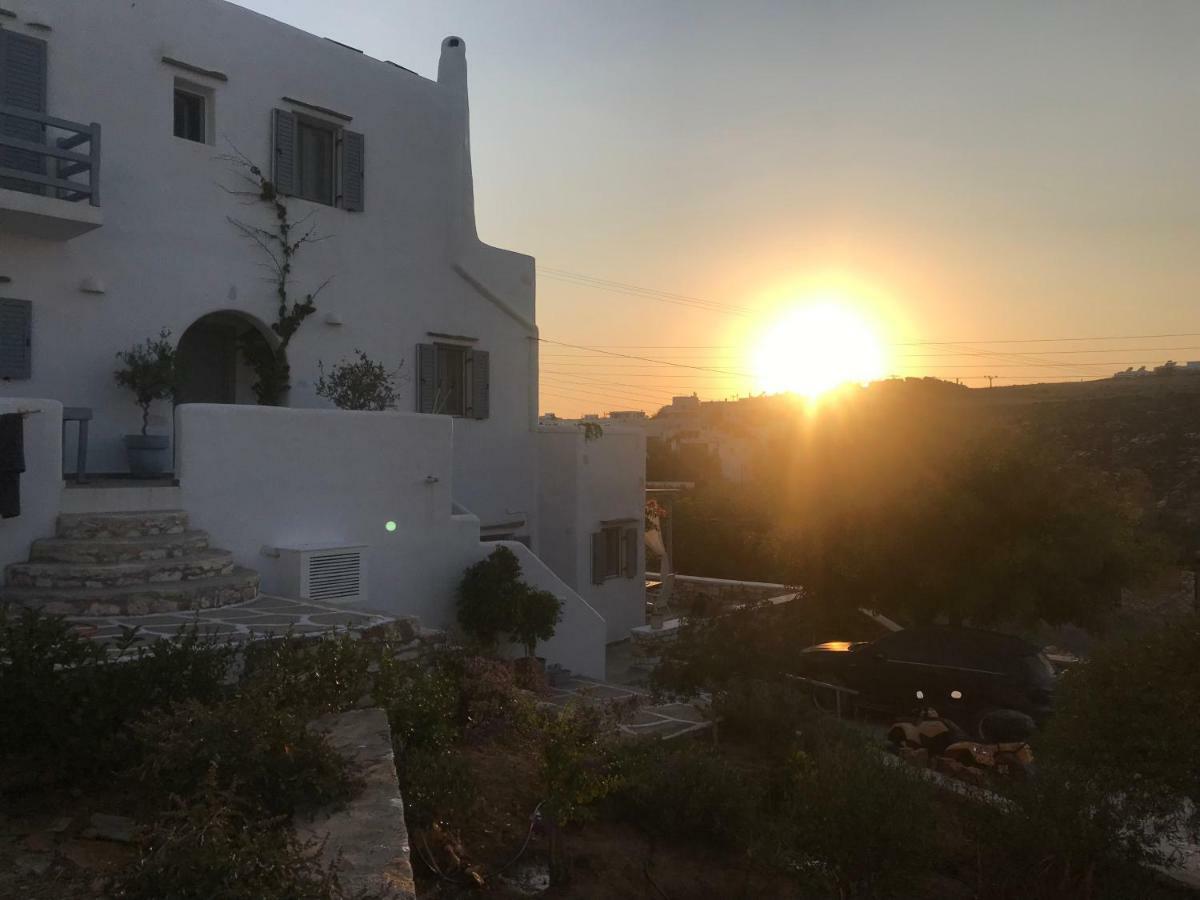 Hara'S Villa In Naousa , Paros Екстер'єр фото